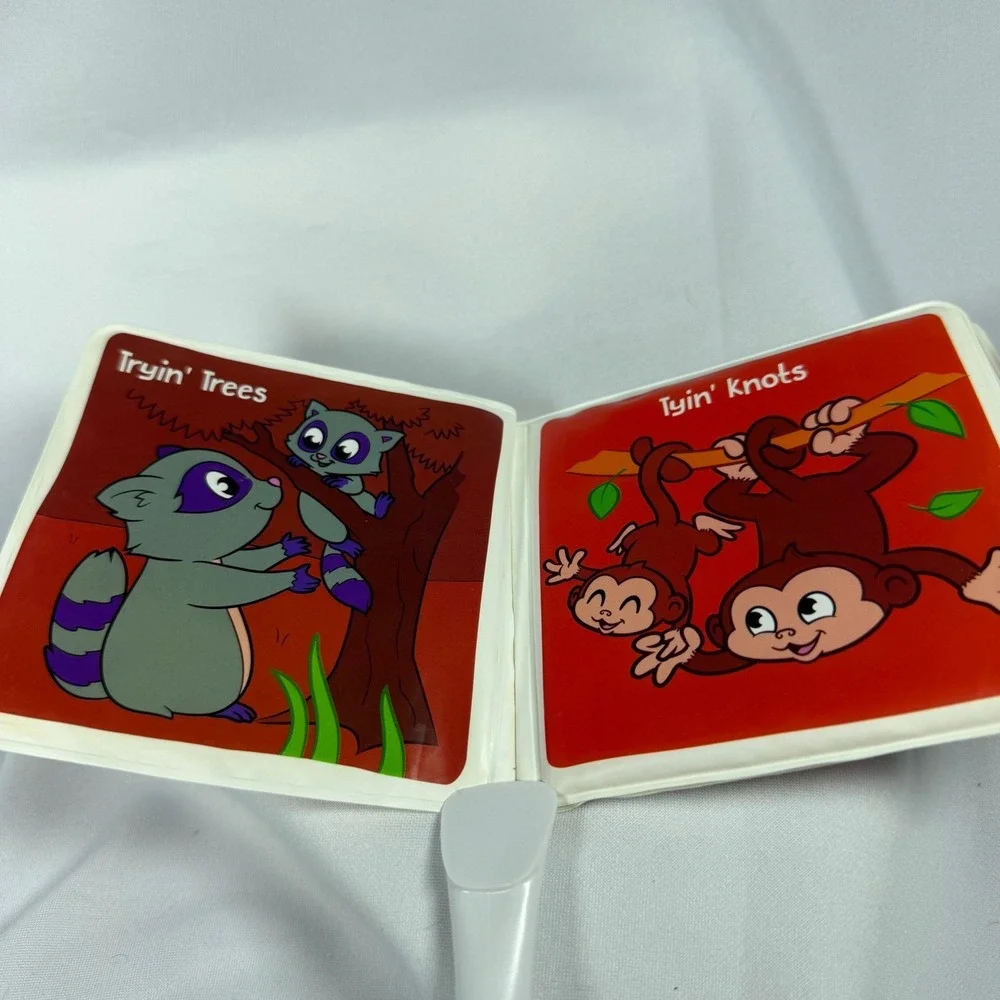 Crayola Rockin' Red Bubbly Bath Book Kids Red Animal Print Sensory Toy Puffy VTG